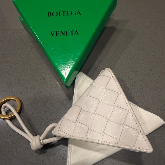 Bottega Veneta Green Box with White Intrecciato Leather Pouch - Picture 2 of 7